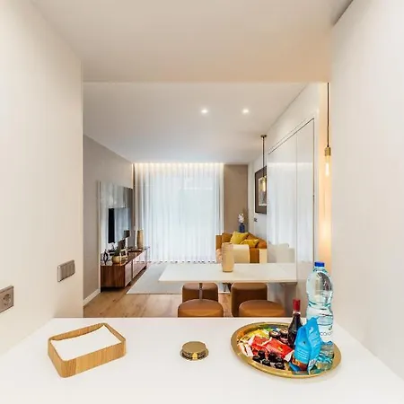 Design Flat In Downtown Ii