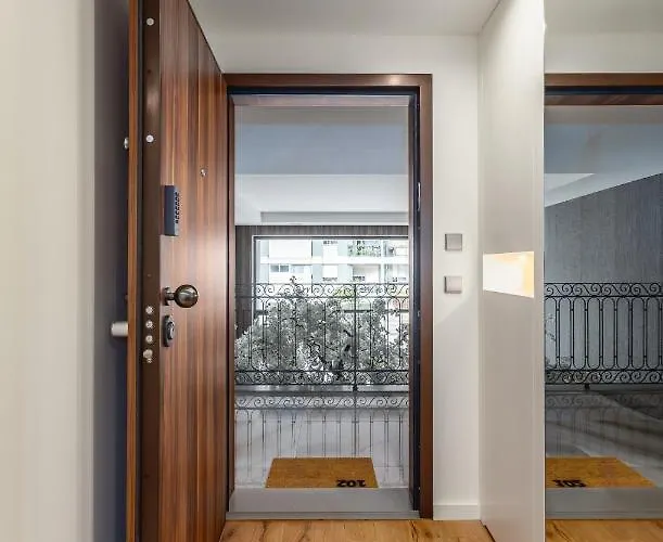 Design Flat In Downtown Ii