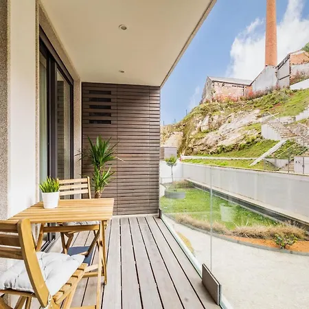 Design Flat In Downtown Ii