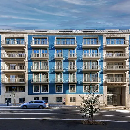 Design Flat In Downtown Ii